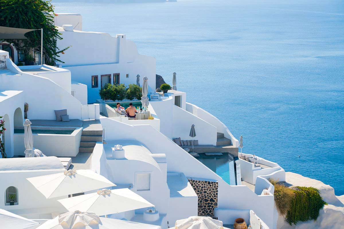 Accommodation on Santorini island