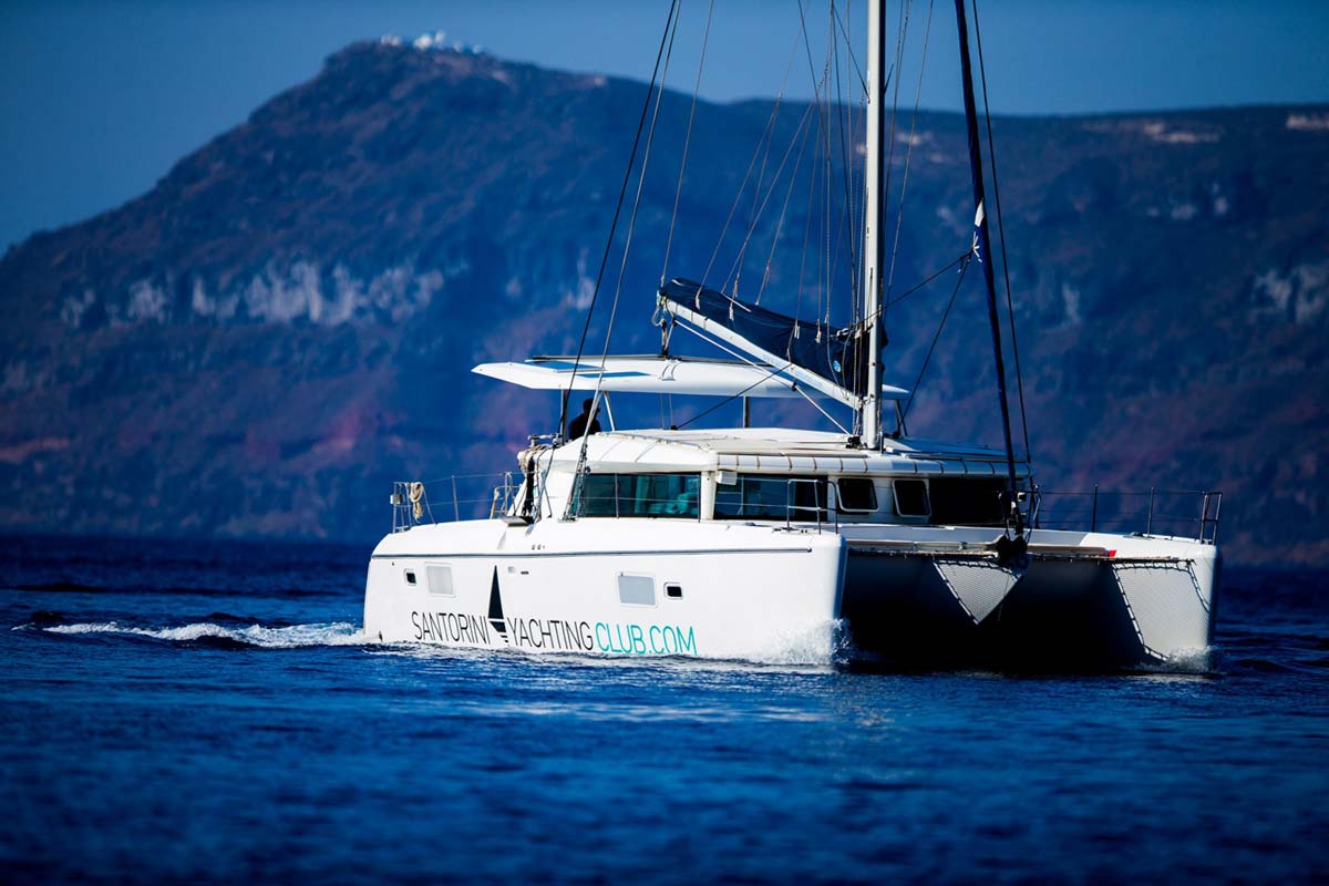 greece santorini sailing tour lagoon 380