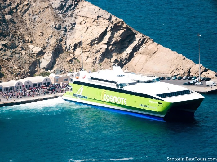 Ferry Athens Santorini Highspeed