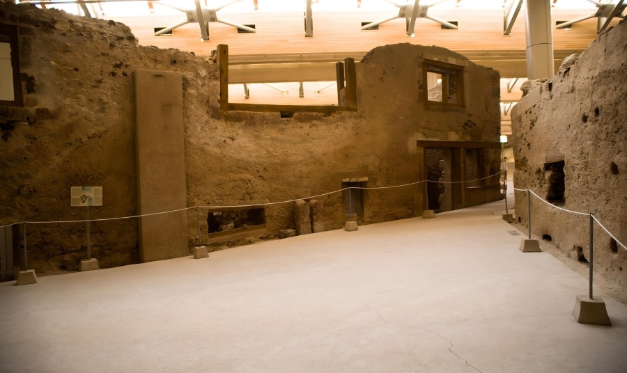 Akrotiri Excavations