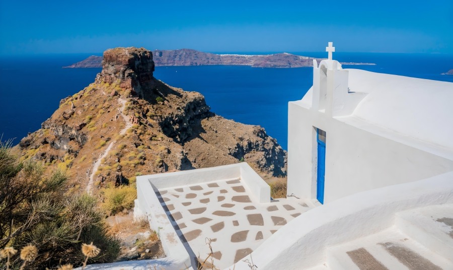 Santorini Photoshooting Tour By Luxury Taxi